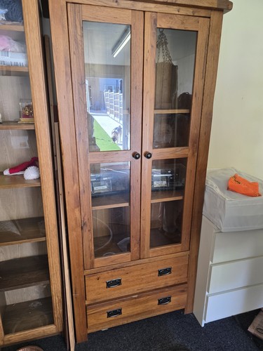 Rustic solid oak display - solid,