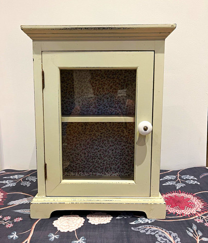 Shabby chic miniature - shabby,